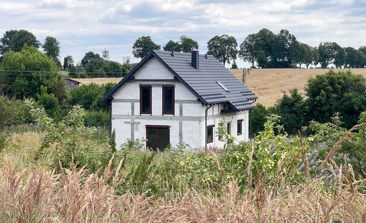 dom na sprzedaż - Czarne (gw), Sierpowo